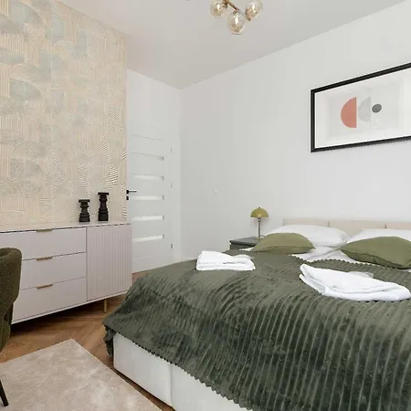 Luksusowy Z Parkingiem I Dostepem Do Silowni W Gdansku By Renters Prestige