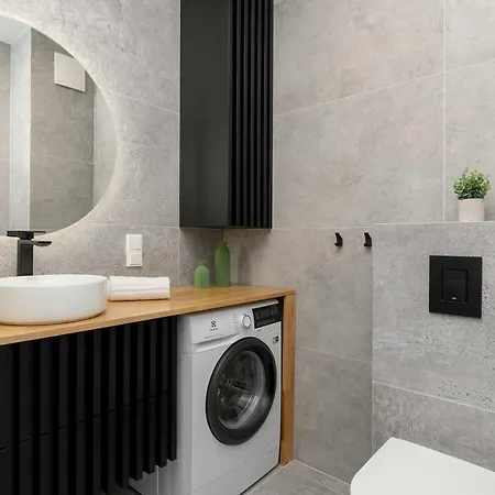 Luksusowy Z Parkingiem I Dostepem Do Silowni W Gdansku By Renters Prestige